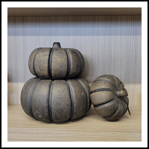 Majestic Brown Pumpkin Large