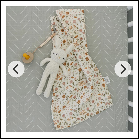 Mebie Baby Meadow Floral Burp Cloth