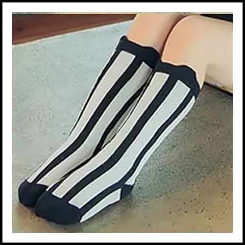 Boys/Girls Black & White Stripe Knee High Socks - 1-3Y